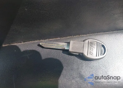 2011 Dodge Grand Caravan Crew z USA, uszkodzony, nr VIN 2D4RN5DG2BR707268